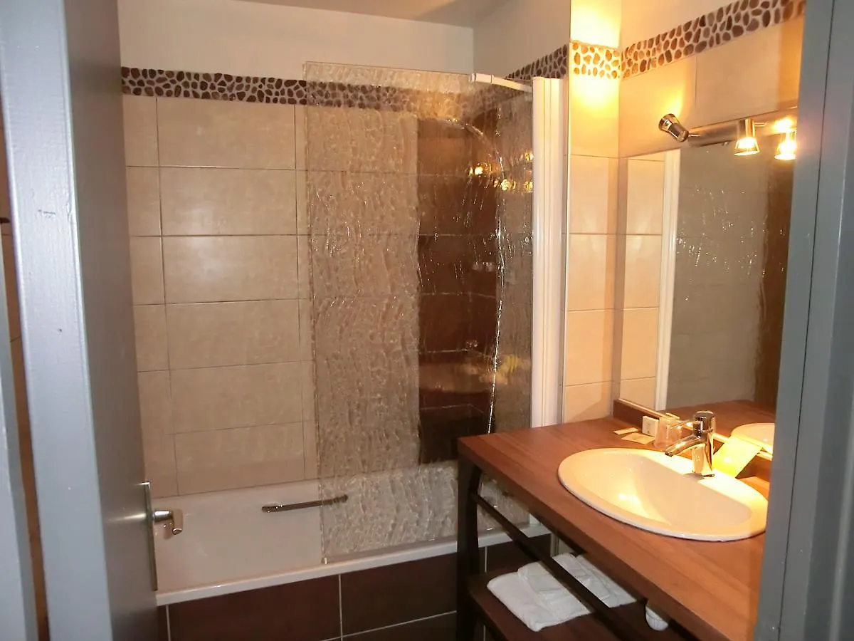 Logis hôtel Spa La Truite Dorée Vers  France